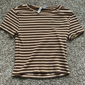 Very fitting, causal, & cute